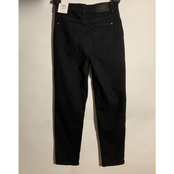 NWOT Zara High Rise Mom Slim Fit Jeans in Black Sz 2 - Picture 5 of 11